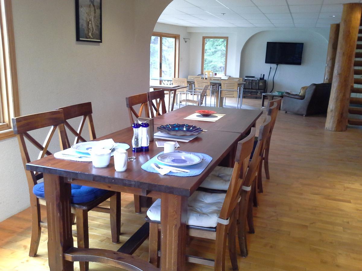 Bed and Breakfast Wettstone Guest Ranch Bridge Lake Екстер'єр фото