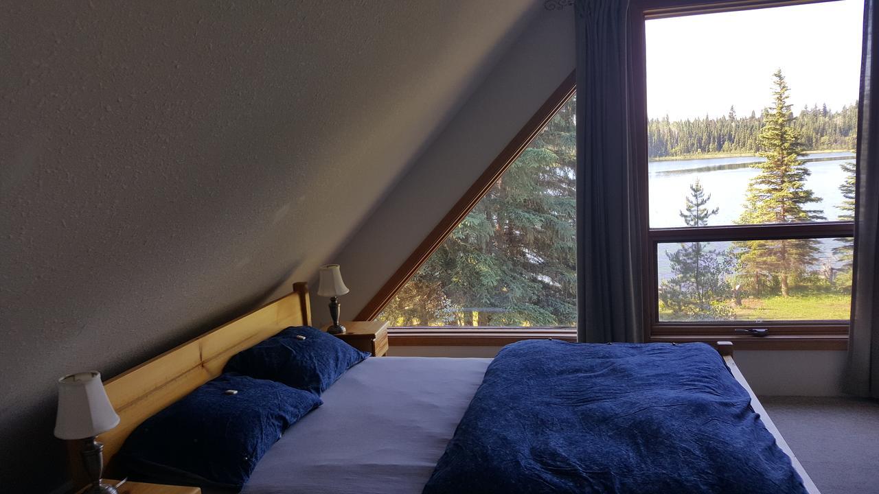 Bed and Breakfast Wettstone Guest Ranch Bridge Lake Екстер'єр фото