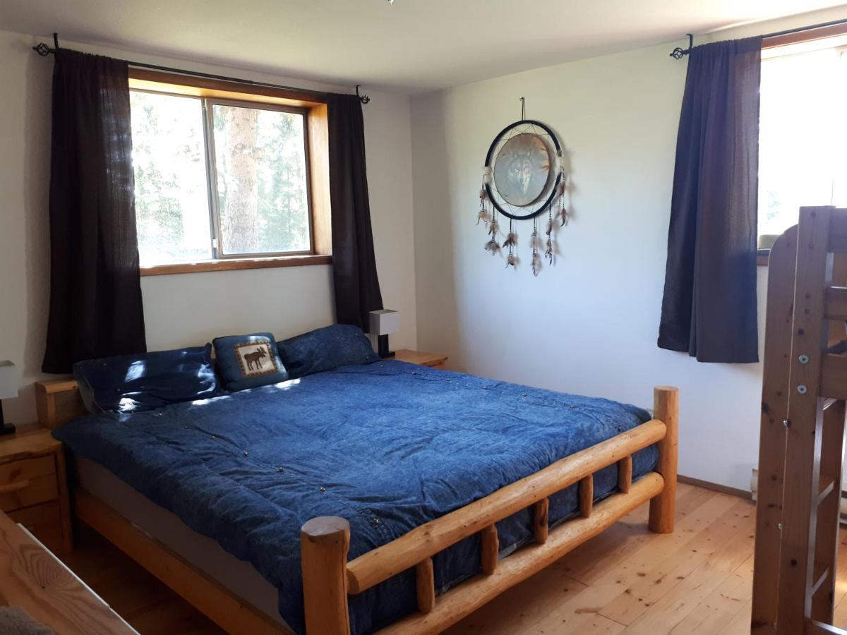 Bed and Breakfast Wettstone Guest Ranch Bridge Lake Екстер'єр фото